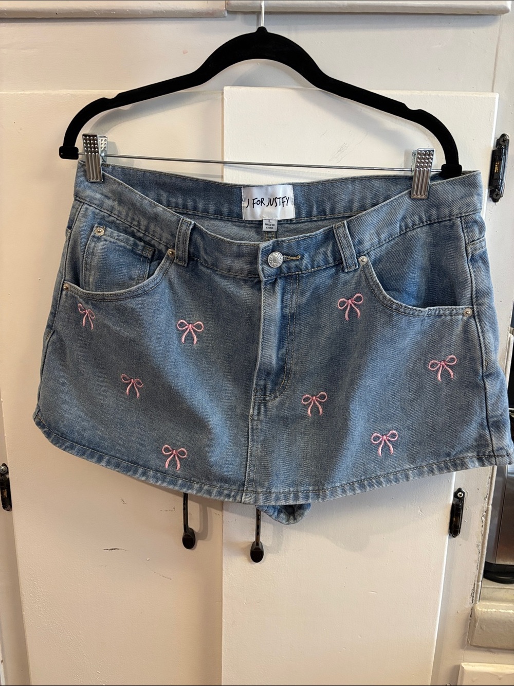 J for Justify Light Wash Denim Skorts with Pink Bow Accents